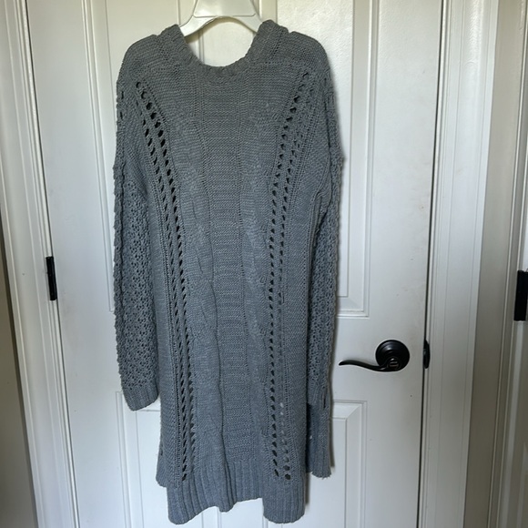 BP Cardigan - Picture 6 of 8